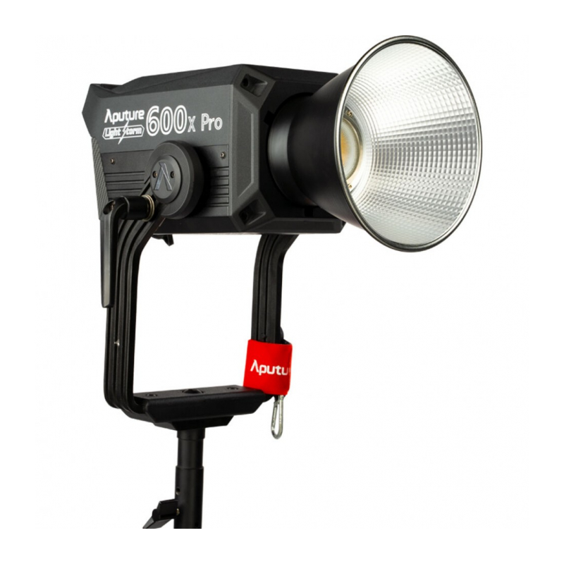 Светодиодный осветитель Aputure Light Storm LS 600X Pro V-mount kit (2700-6500K)